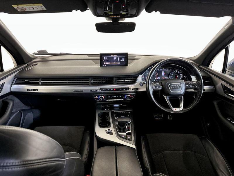 Used Audi Q7 2017 for sale - 76718927: Photo 3