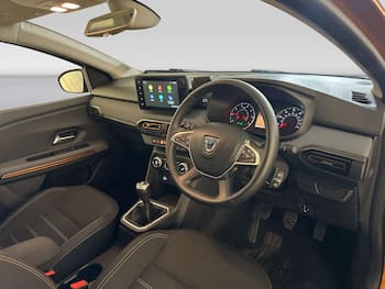 Used Dacia Sandero Stepway 2022 for sale - 79684065: Photo