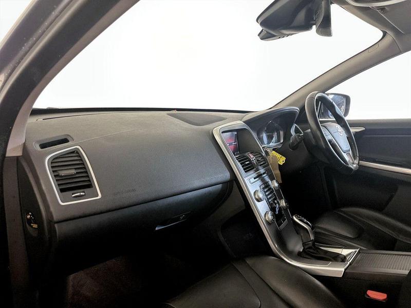 Used Volvo XC60 2017 for sale - 76352222: Photo 12