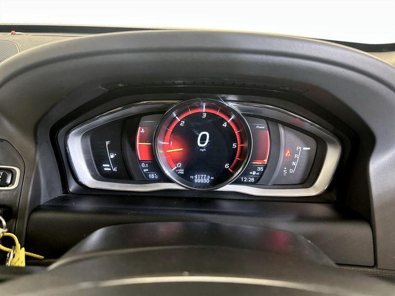 Used Volvo XC60 2017 for sale - 76352222: Photo 18