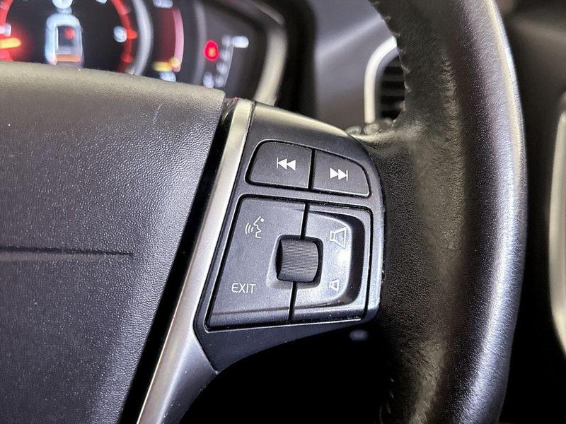 Used Volvo XC60 2017 for sale - 76352222: Photo 19