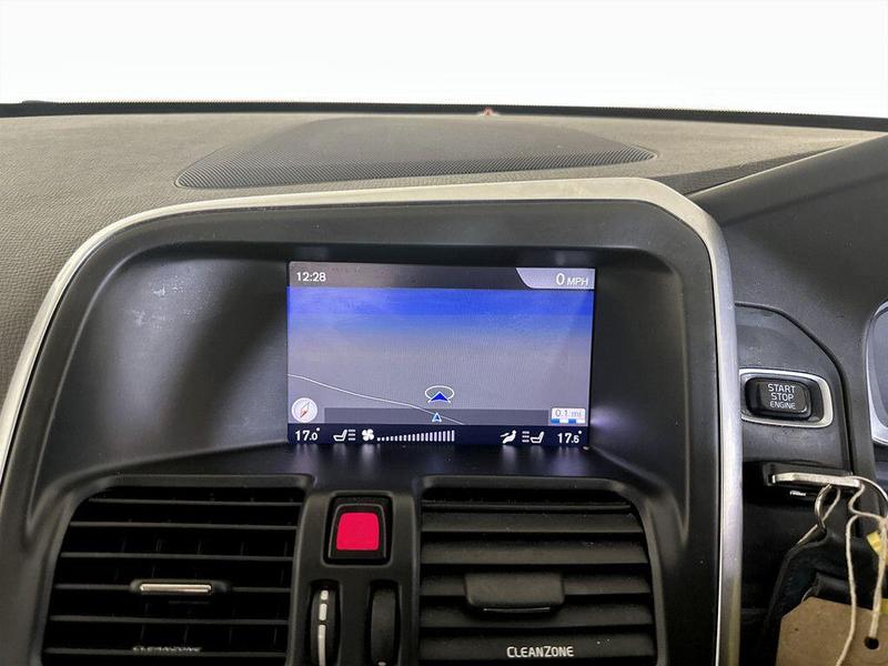 Used Volvo XC60 2017 for sale - 76352222: Photo 21