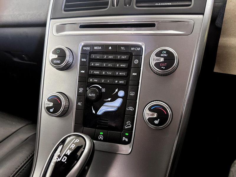 Used Volvo XC60 2017 for sale - 76352222: Photo 25