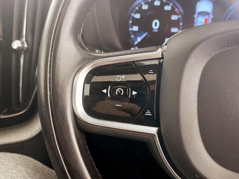 Used Volvo XC60 2021 for sale - 76382227: Photo 19