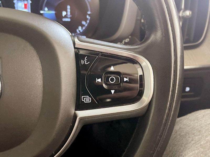 Used Volvo XC60 2021 for sale - 76382227: Photo 21