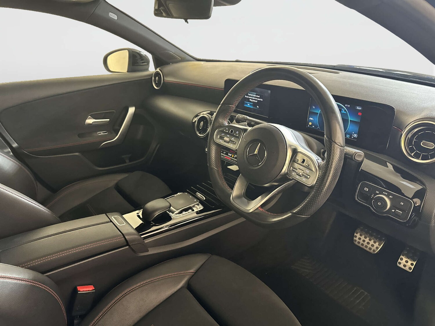 Used Mercedes-Benz A-Class 2018 for sale - 78196834: Photo 15