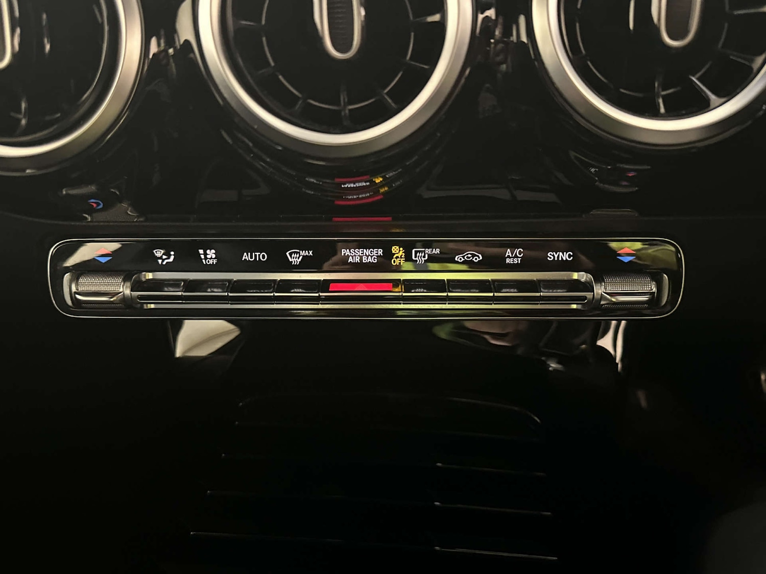 Used Mercedes-Benz A-Class 2018 for sale - 78196834: Photo 25