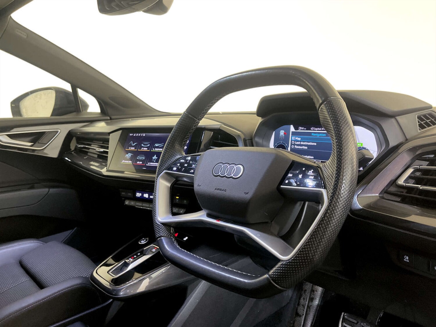Used Audi Q4 e-tron 2021 for sale - 77470008: Photo 14