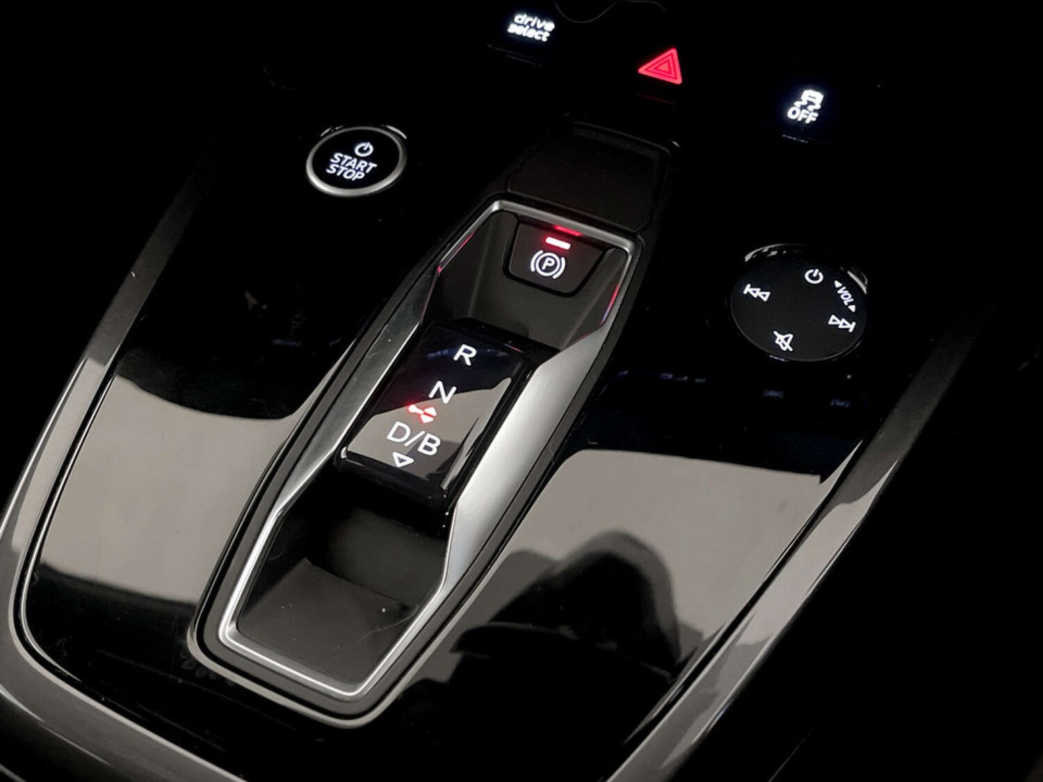 Used Audi Q4 e-tron 2021 for sale - 77470008: Photo 25