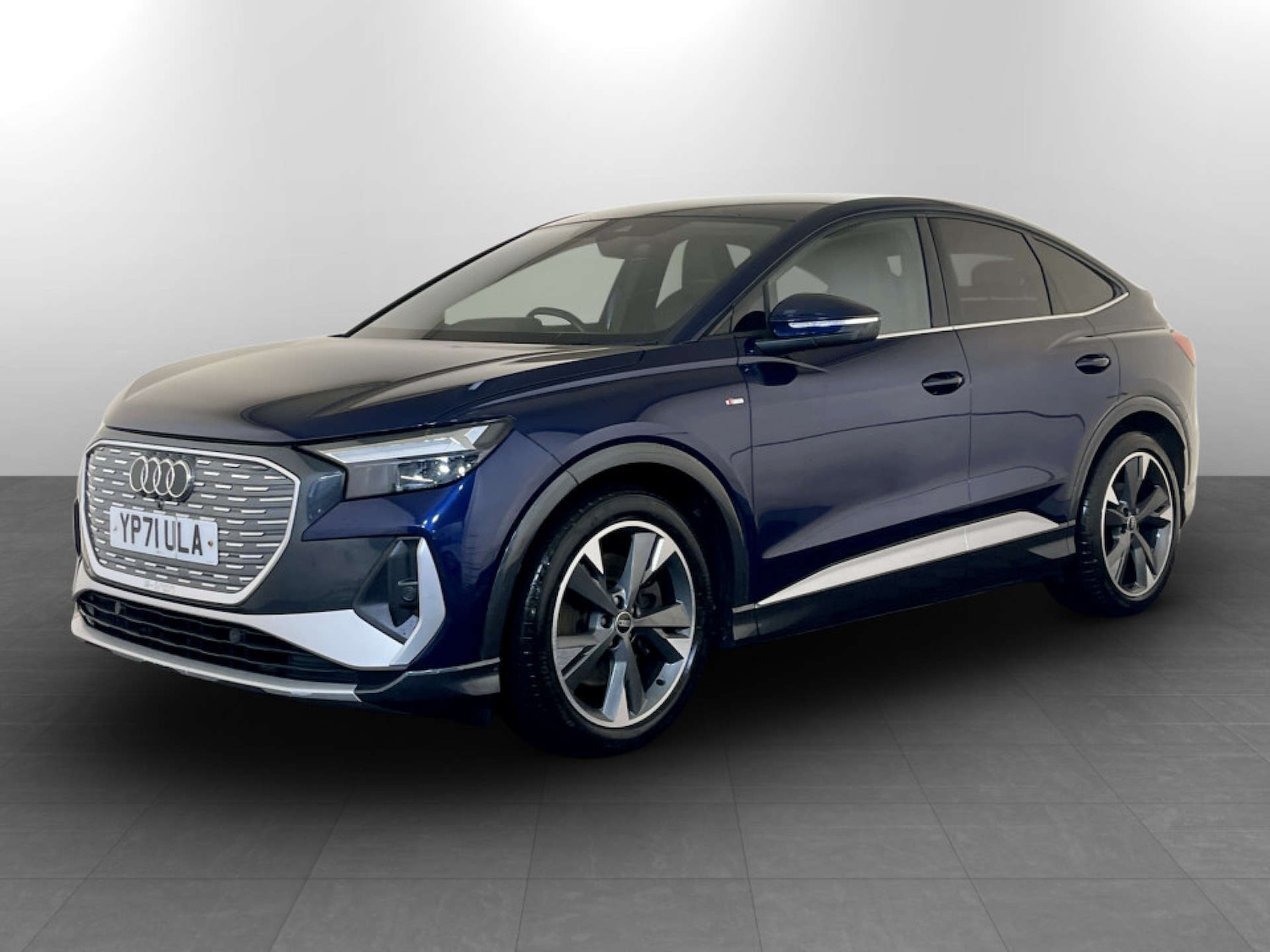 Used Audi Q4 e-tron 2021 for sale - 77470008: Photo 5