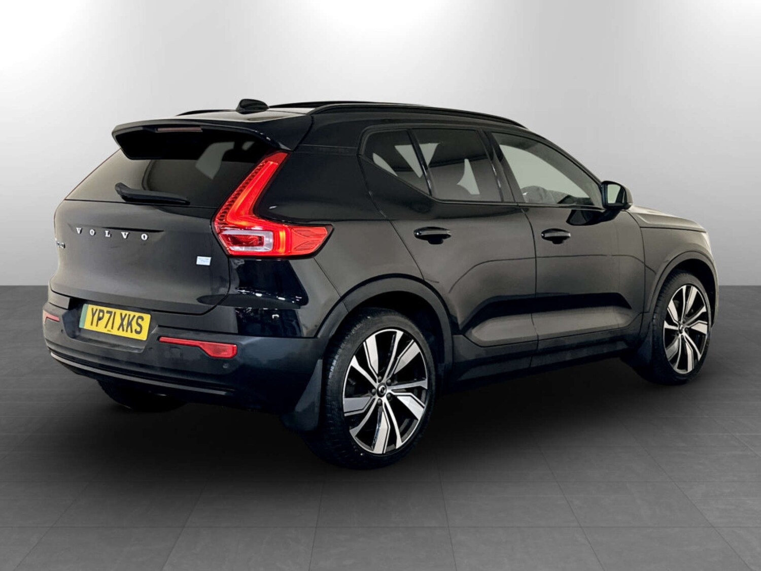Used Volvo XC40 2021 for sale - 77368250: Photo 10