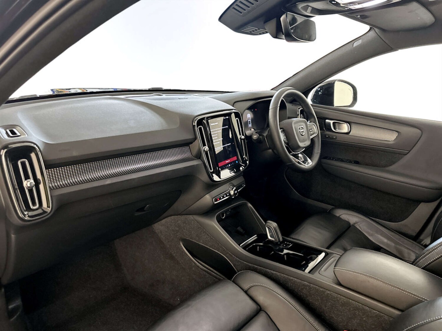 Used Volvo XC40 2021 for sale - 77368250: Photo 12