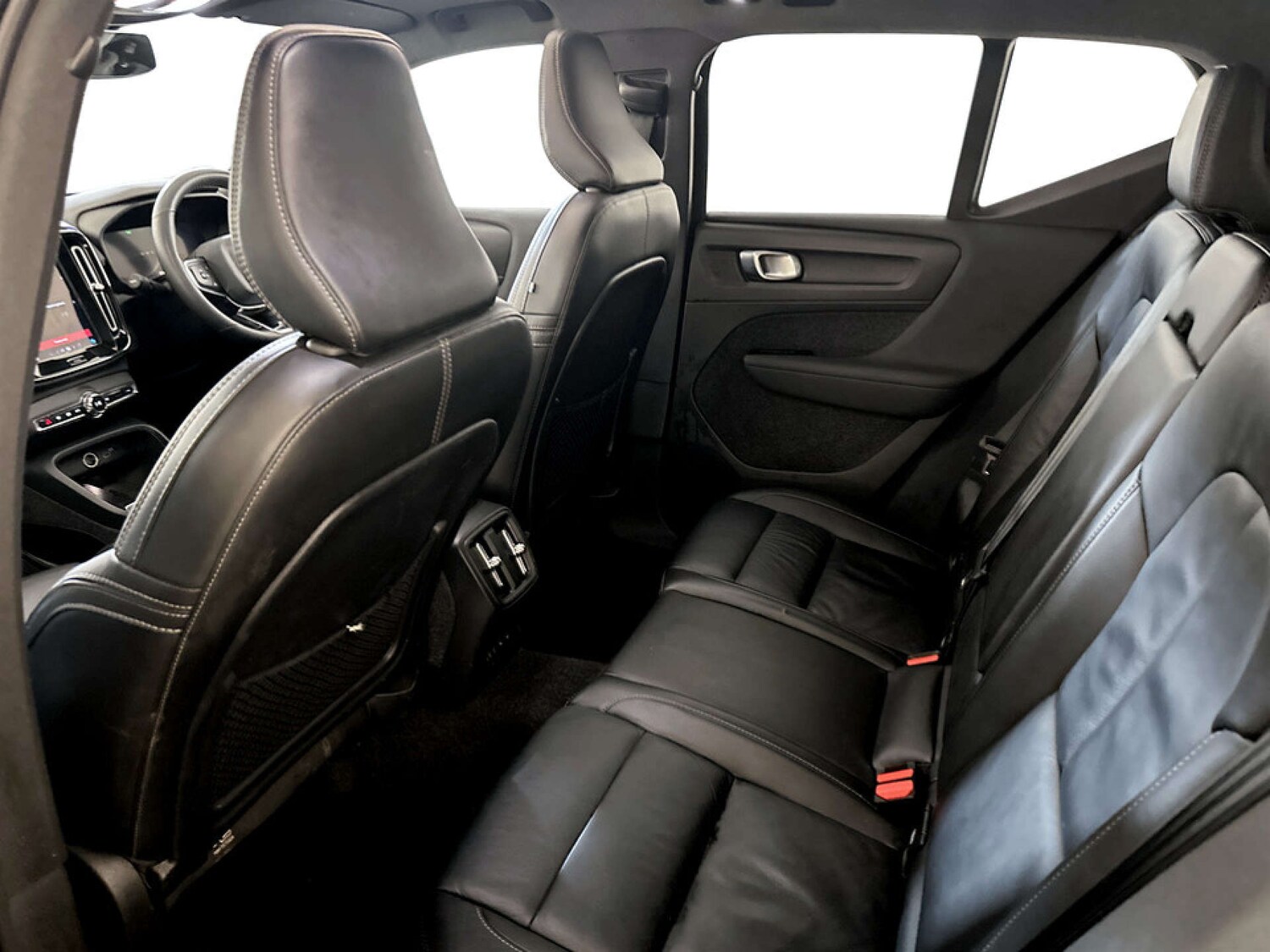 Used Volvo XC40 2021 for sale - 77368250: Photo 14