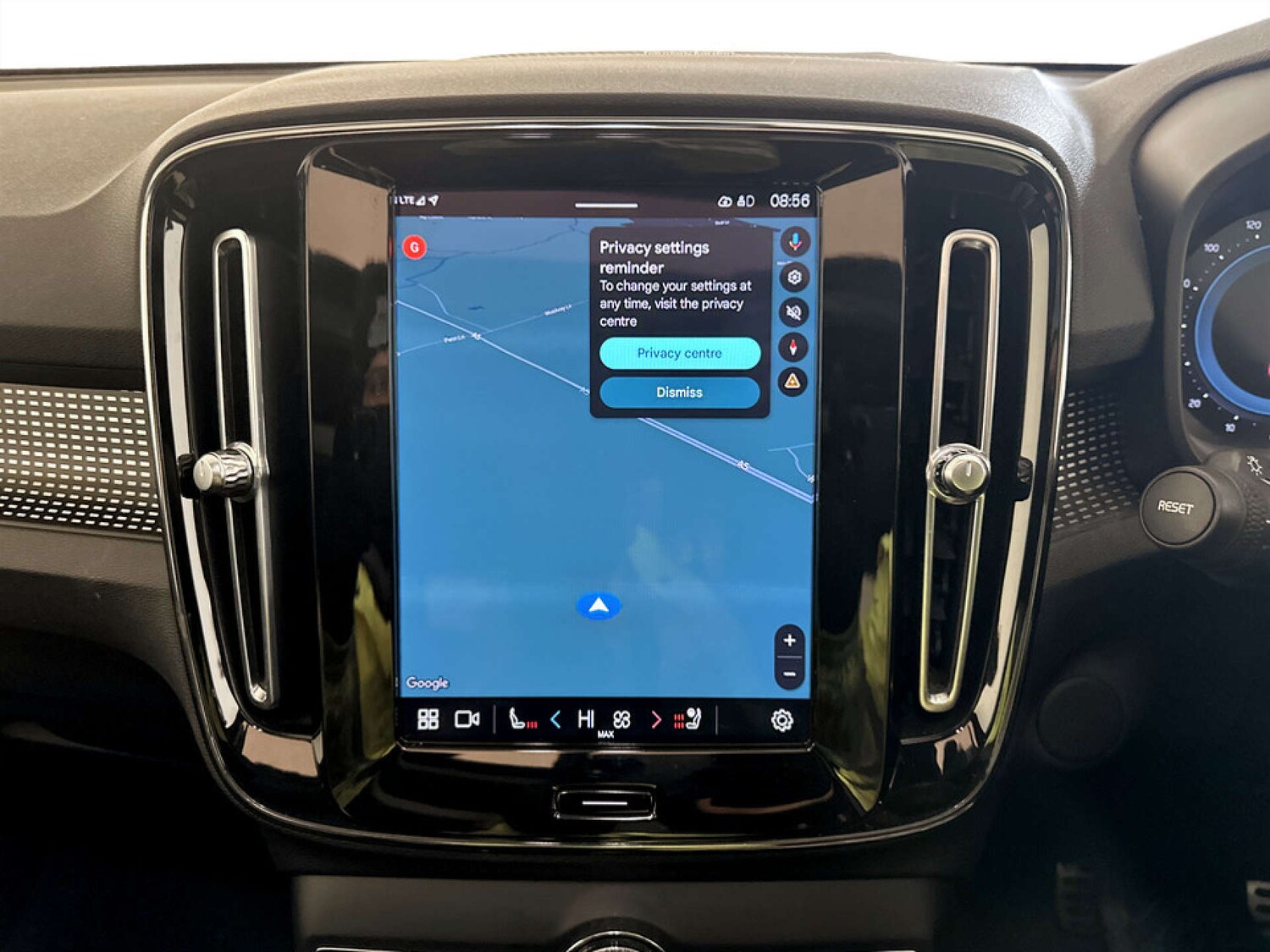 Used Volvo XC40 2021 for sale - 77368250: Photo 25