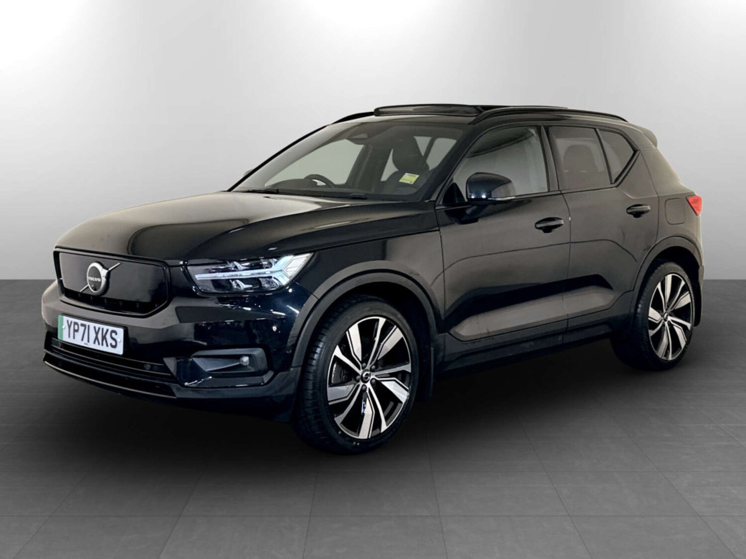 Used Volvo XC40 2021 for sale - 77368250: Photo 6