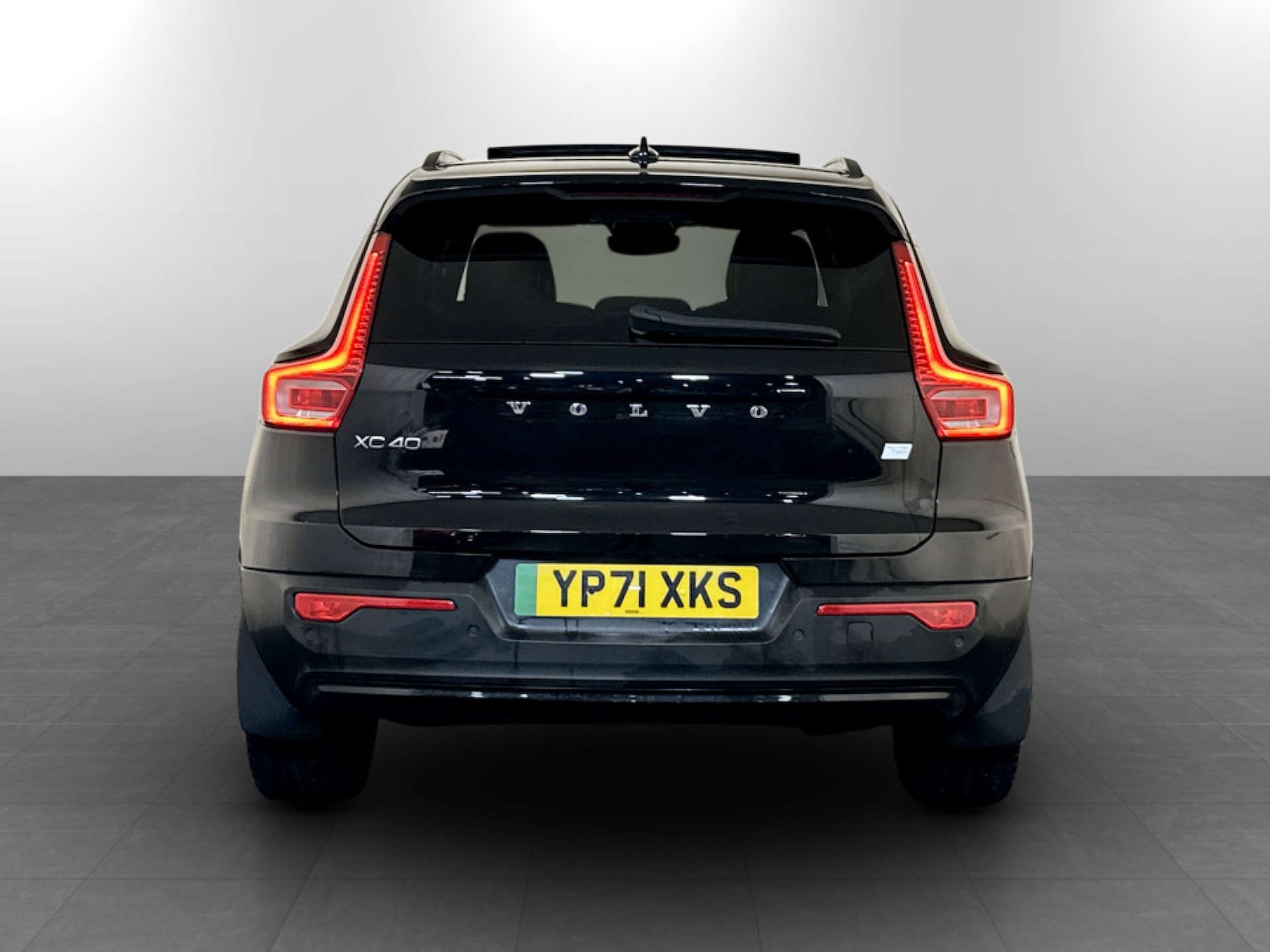 Used Volvo XC40 2021 for sale - 77368250: Photo 9