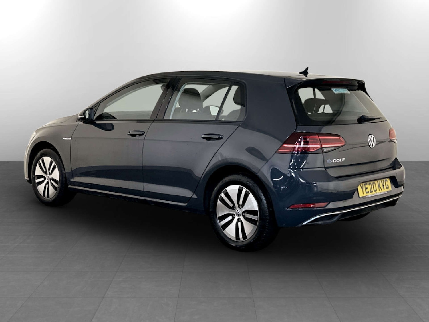 Used Volkswagen Golf 2020 for sale - 77227752: Photo 8