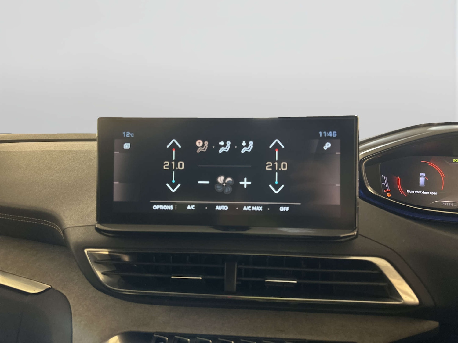 Used Peugeot 5008 2021 for sale - 77953339: Photo 25