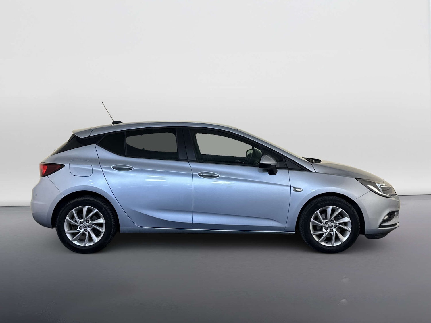 Used Vauxhall Astra 2019 for sale - 77836352: Photo 11