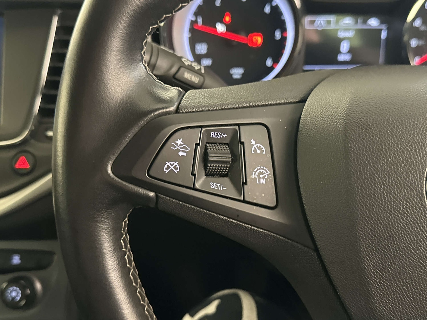 Used Vauxhall Astra 2019 for sale - 77836352: Photo 18