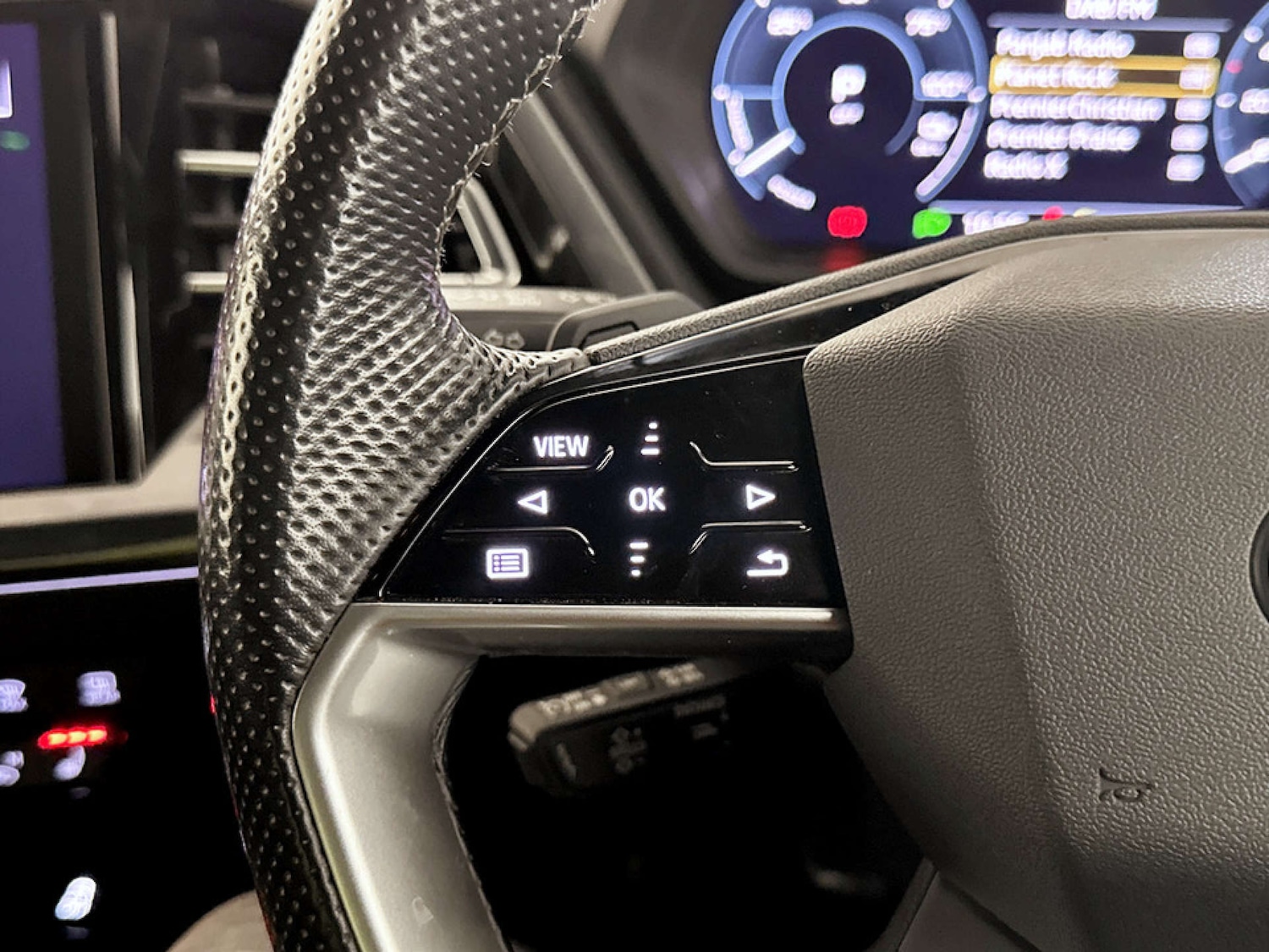 Used Audi Q4 e-tron 2022 for sale - 77328576: Photo 15