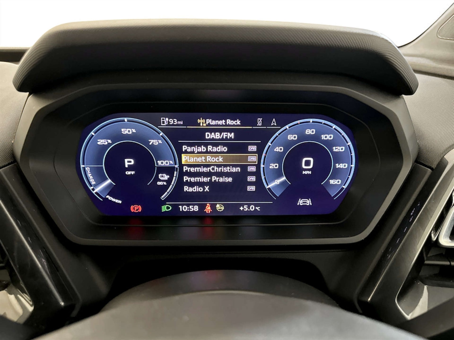 Used Audi Q4 e-tron 2022 for sale - 77328576: Photo 16