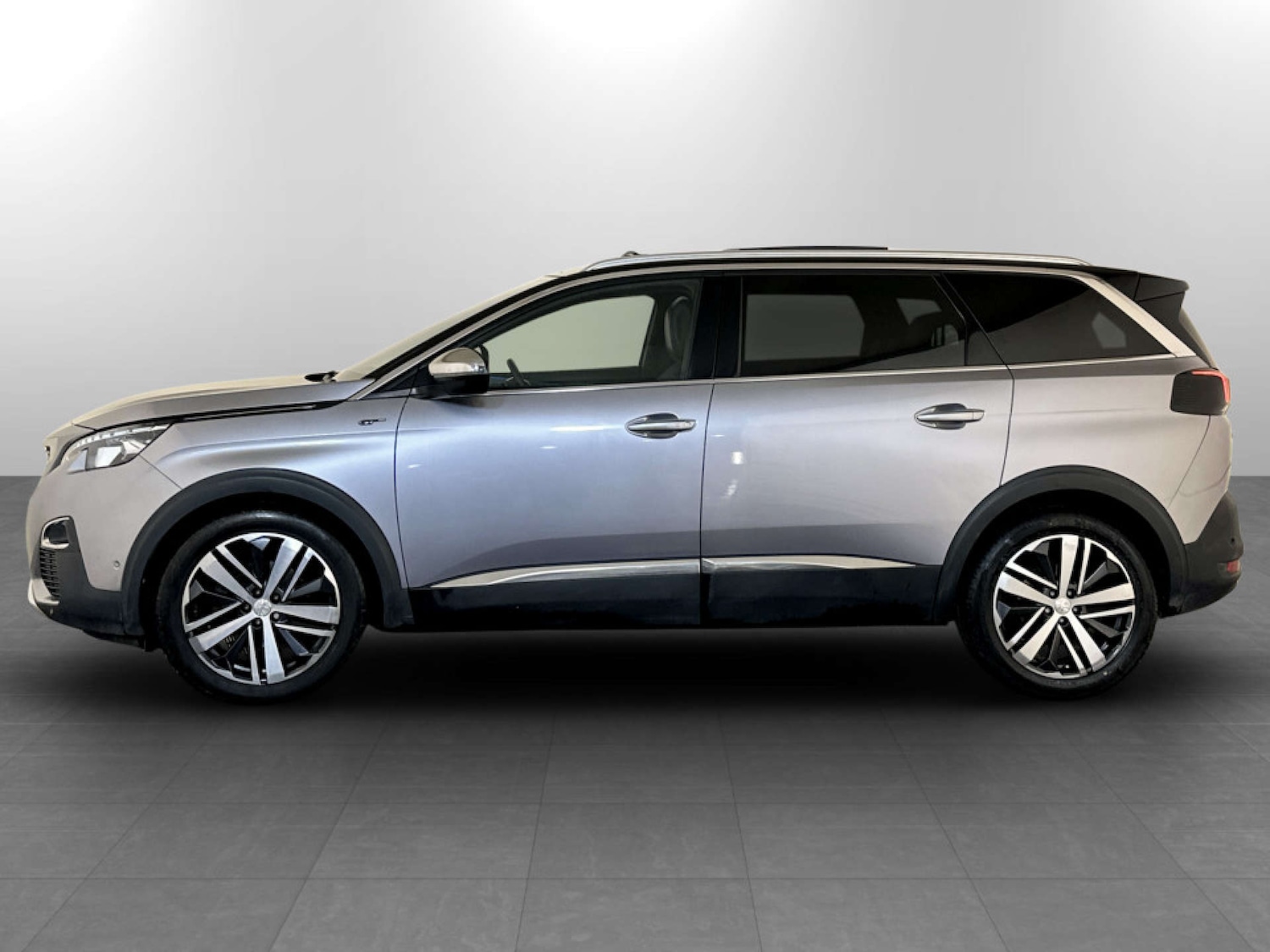 Used Peugeot 5008 2018 for sale - 77523265: Photo 7