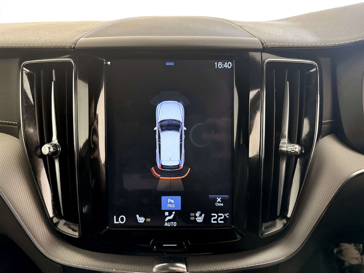 Used Volvo XC60 2019 for sale - 77185051: Photo 20