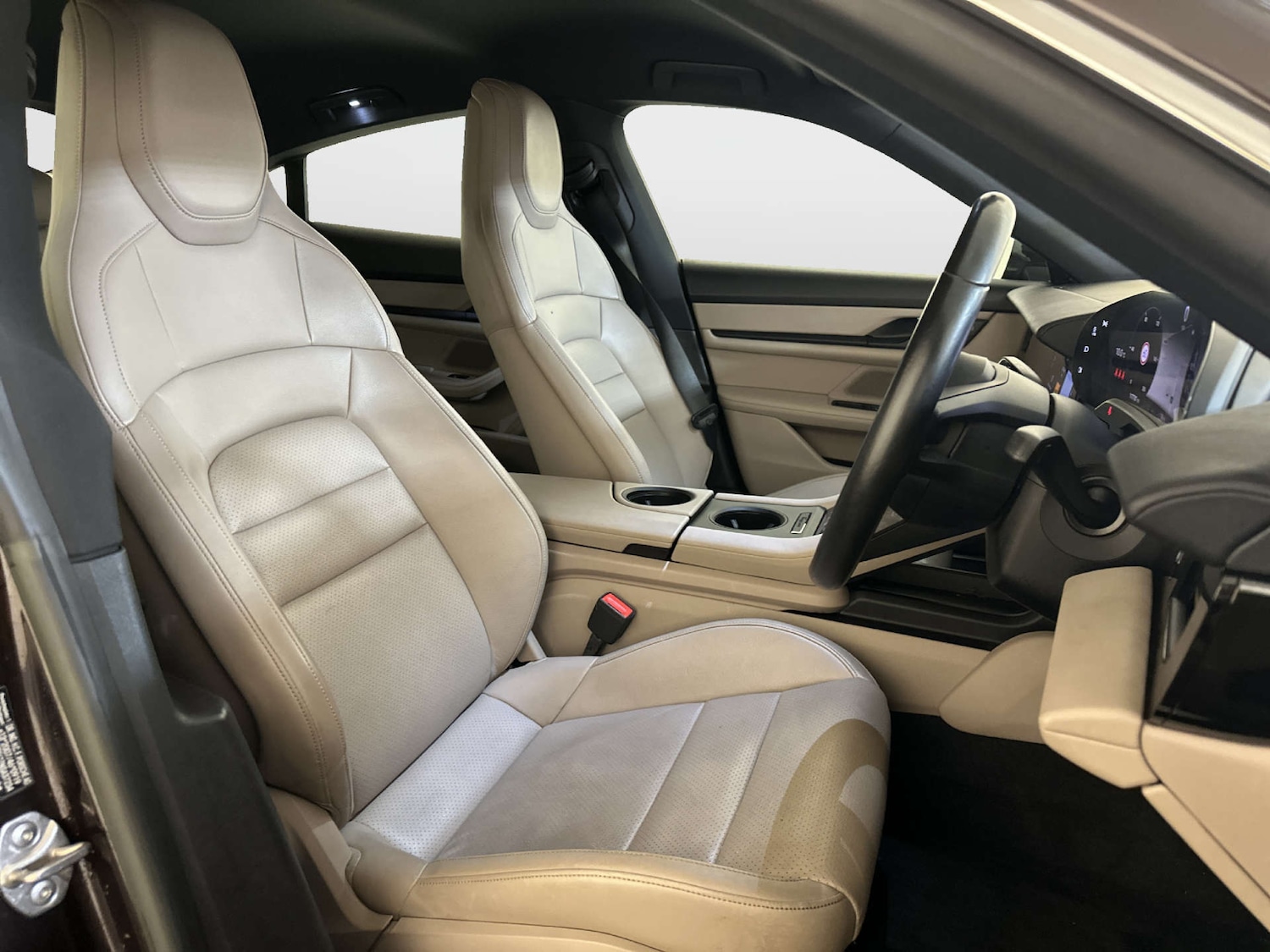 Used Porsche Taycan 2022 for sale - 78041805: Photo 13