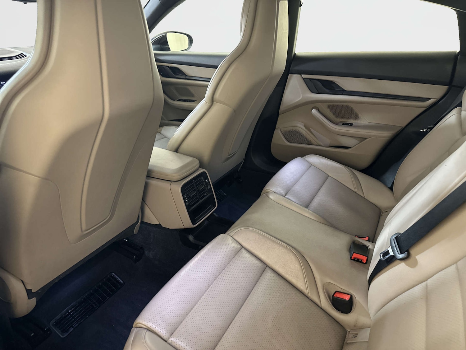 Used Porsche Taycan 2022 for sale - 78041805: Photo 14