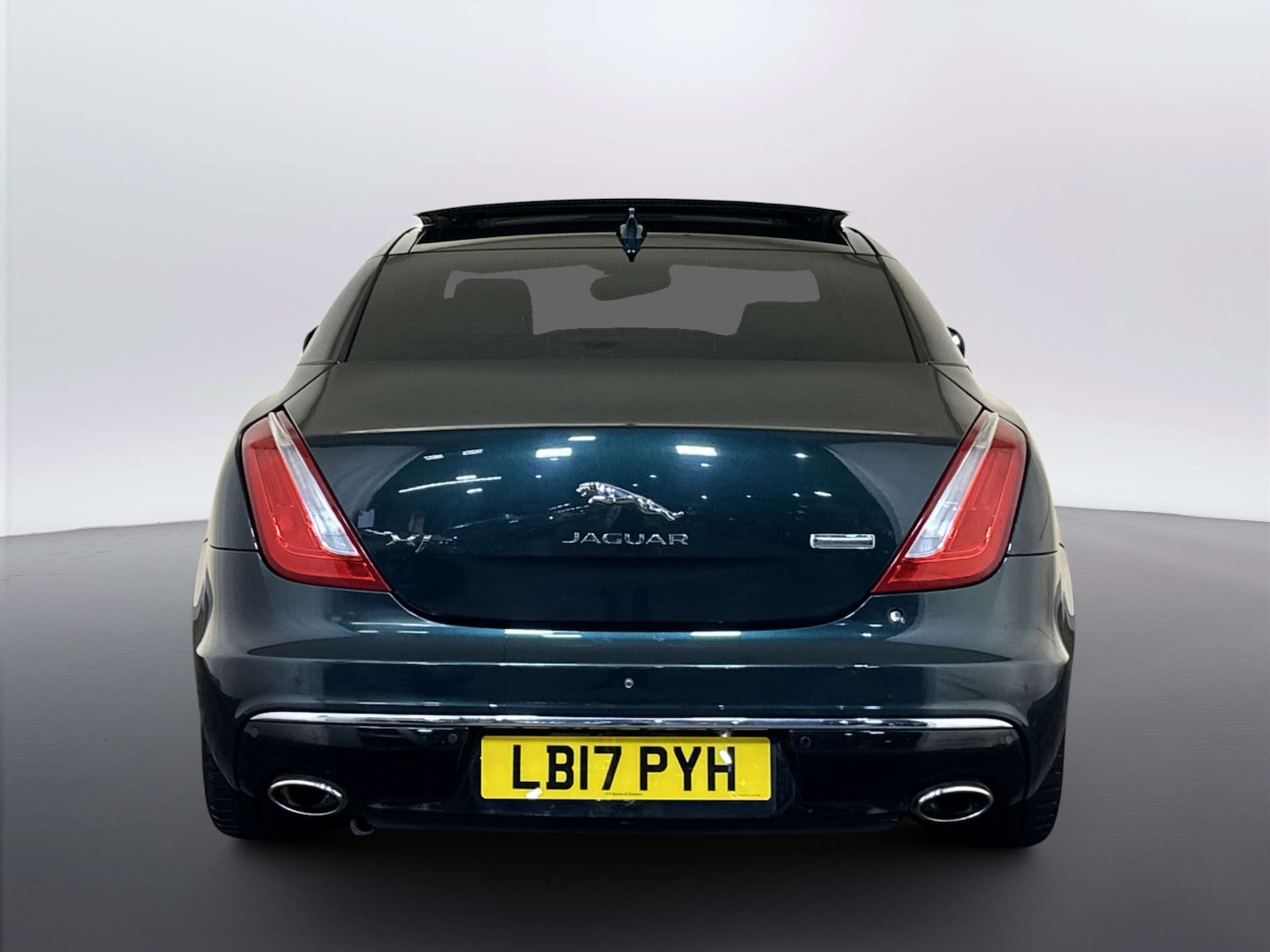 Used Jaguar XJ 2017 for sale - 78041882: Photo 9