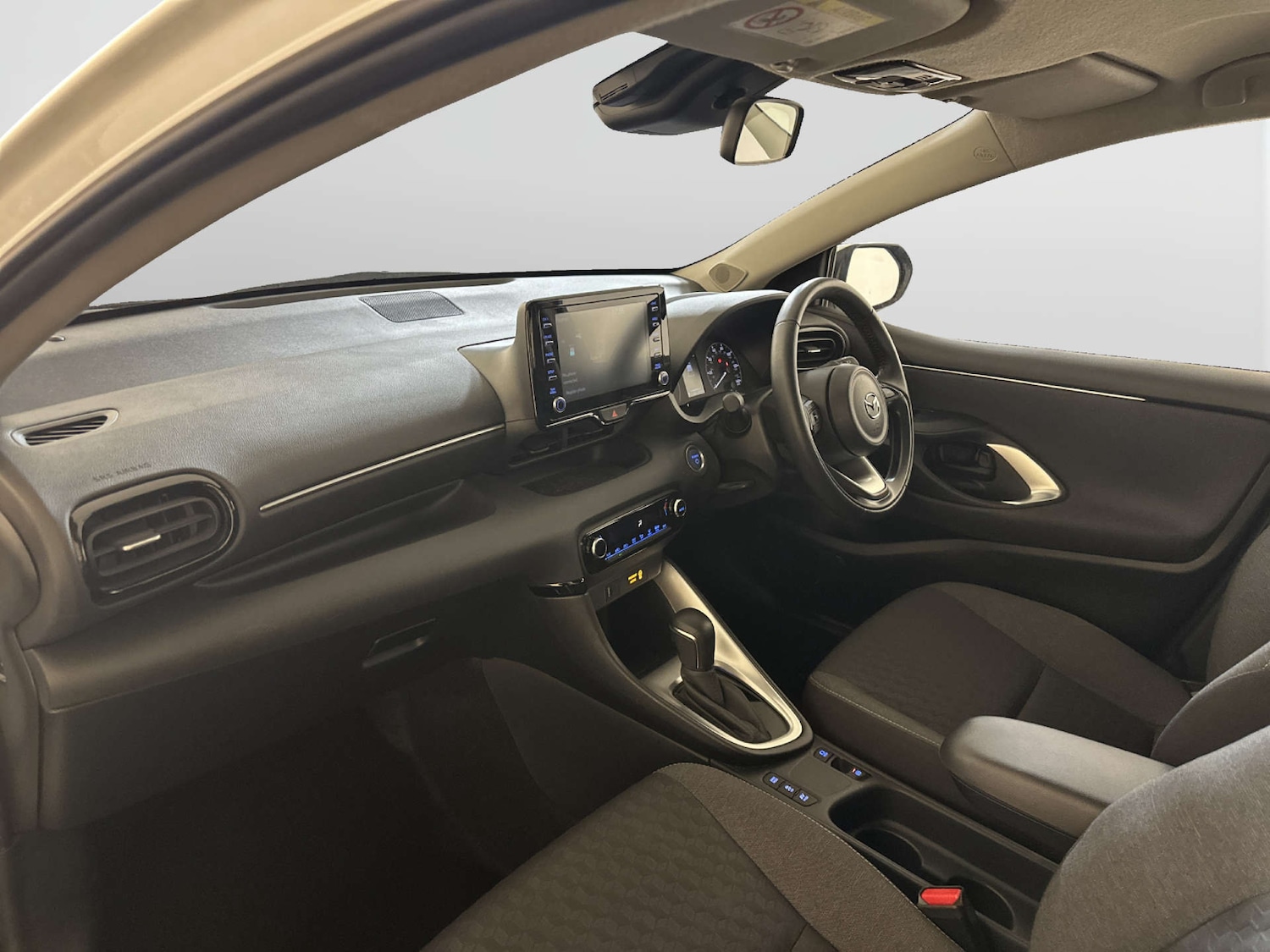 Used Mazda Mazda2 HYBRID 2023 for sale - 77837321: Photo 12