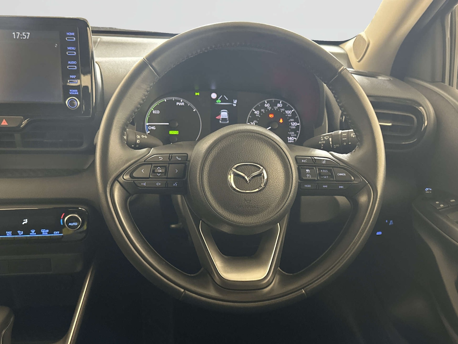 Used Mazda Mazda2 HYBRID 2023 for sale - 77837321: Photo 16