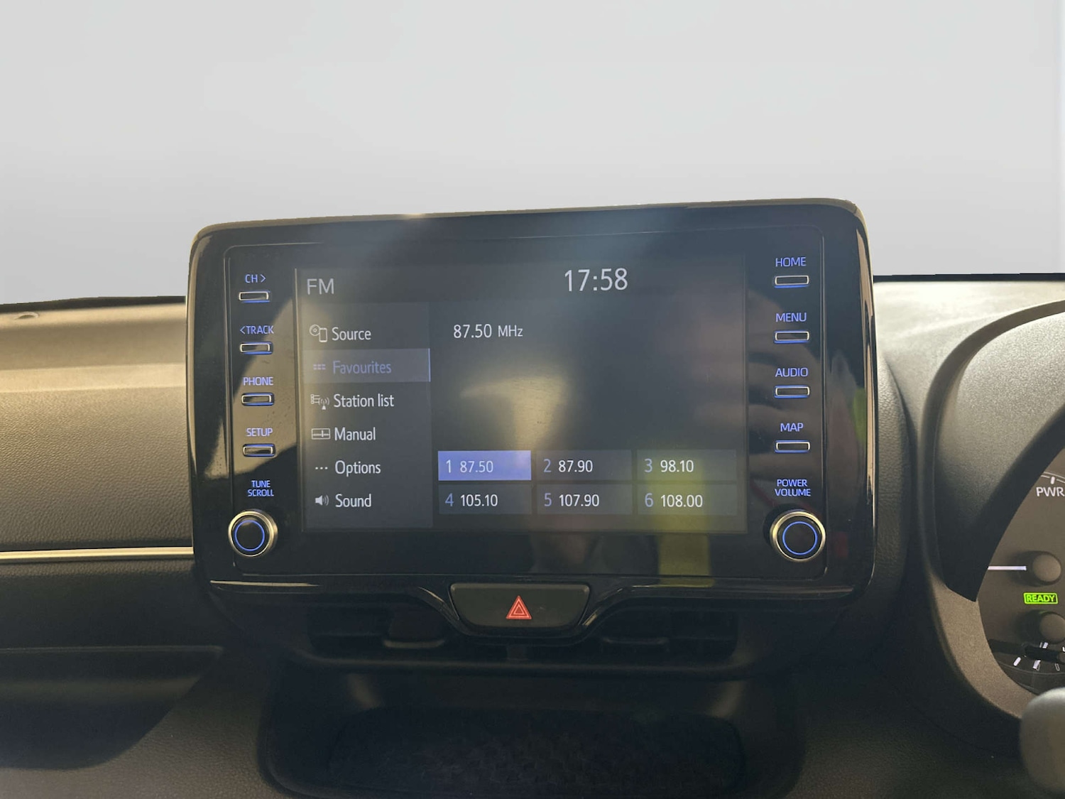 Used Mazda Mazda2 HYBRID 2023 for sale - 77837321: Photo 22