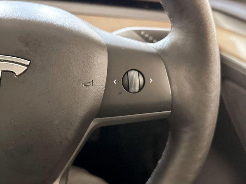 Used Tesla Model 3 2021 for sale - 76738833: Photo 19