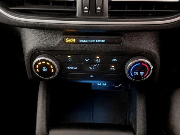 Used Ford Focus 2021 for sale - 76222670: Photo 25