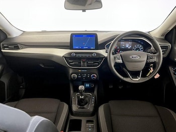 Used Ford Focus 2021 for sale - 76222670: Photo 3