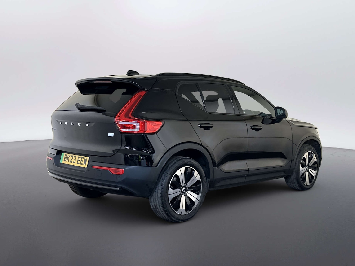 Used Volvo XC40 2023 for sale - 77821606: Photo 10