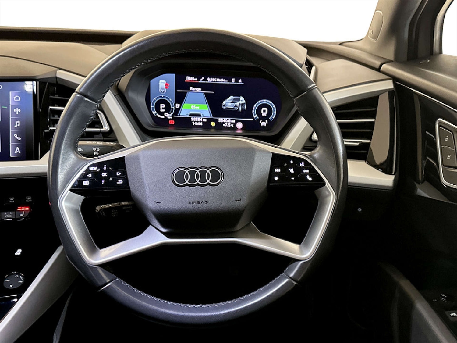 Used Audi Q4 e-tron 2022 for sale - 77535106: Photo 15