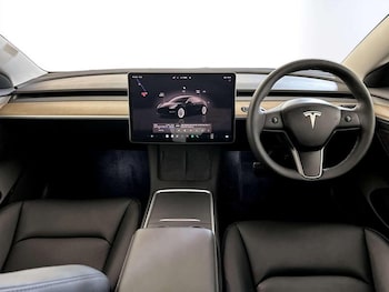 Used Tesla Model 3 2023 for sale - 77025853: Photo