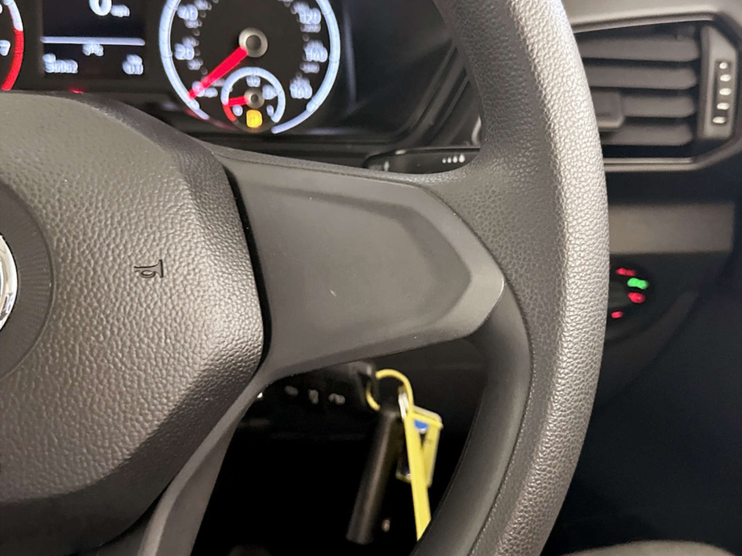 Used Volkswagen T-Cross 2019 for sale - 77184927: Photo 20