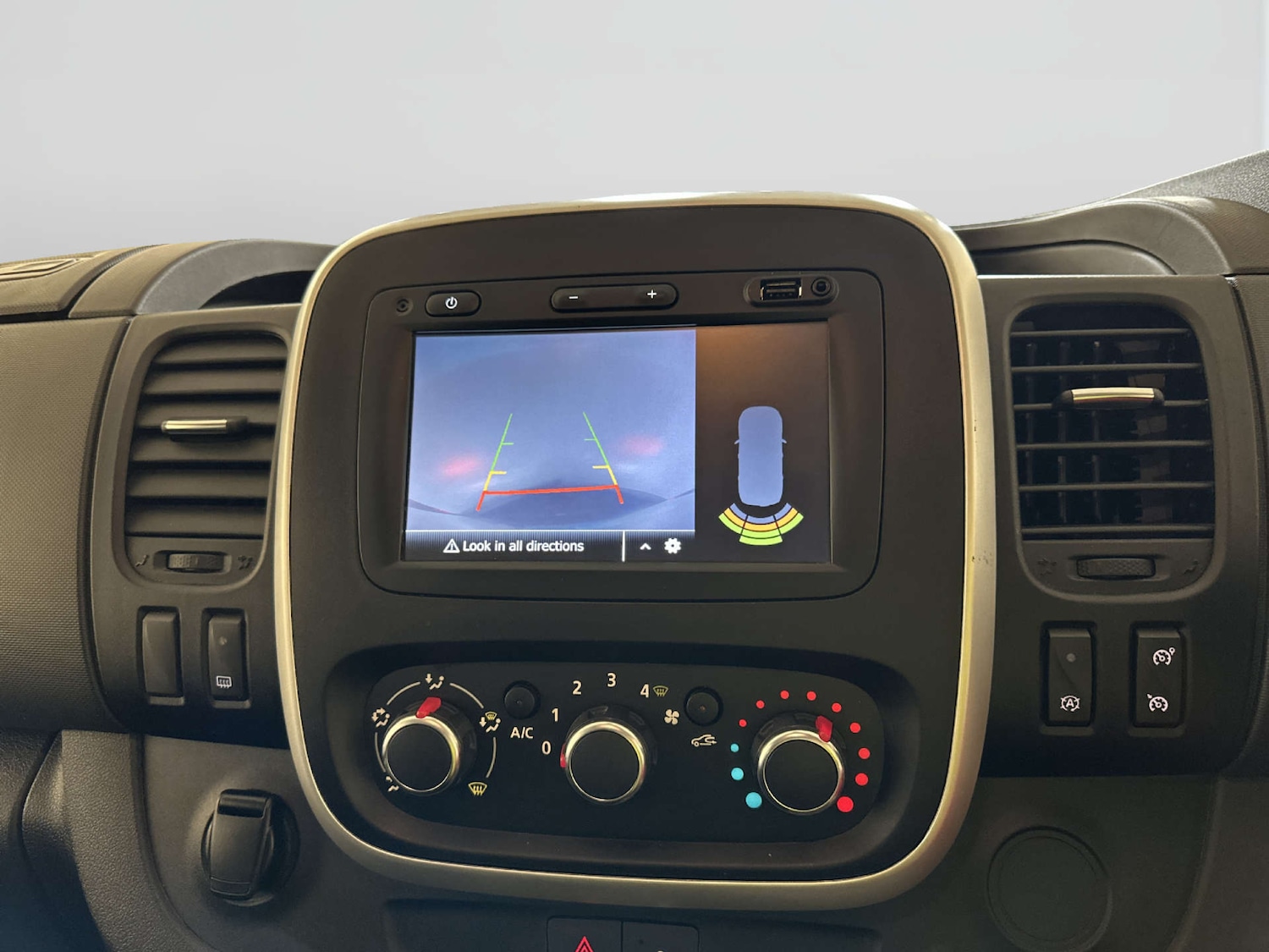 Used Renault Trafic 2021 for sale - 77905882: Photo 20