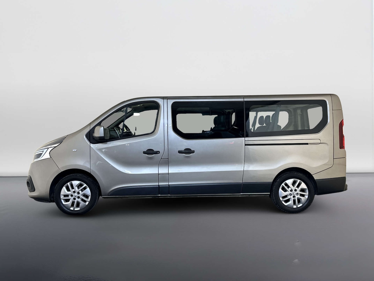 Used Renault Trafic 2021 for sale - 77905882: Photo 7