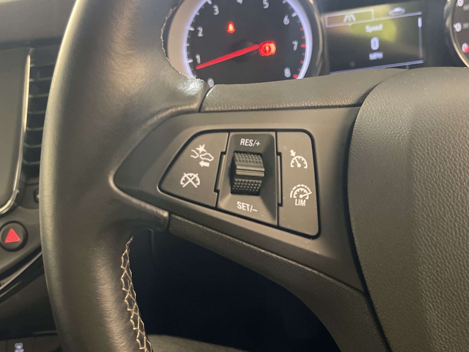 Used Vauxhall Astra 2019 for sale - 78112489: Photo 17