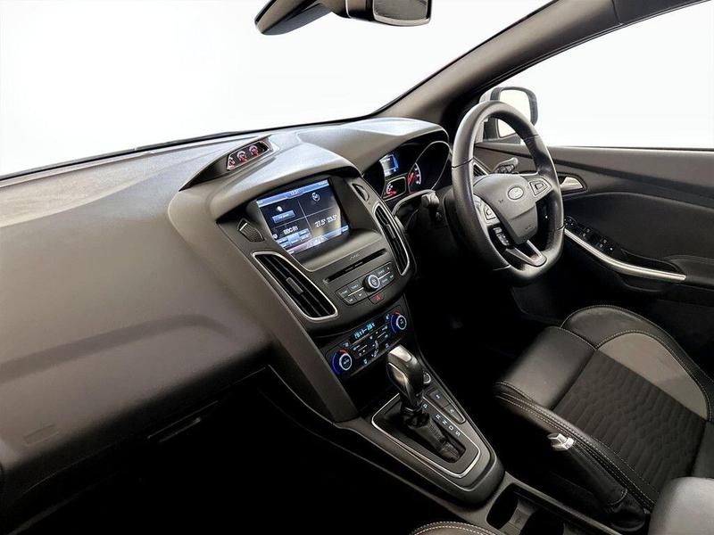 Used Ford Focus 2016 for sale - 76580725: Photo 12