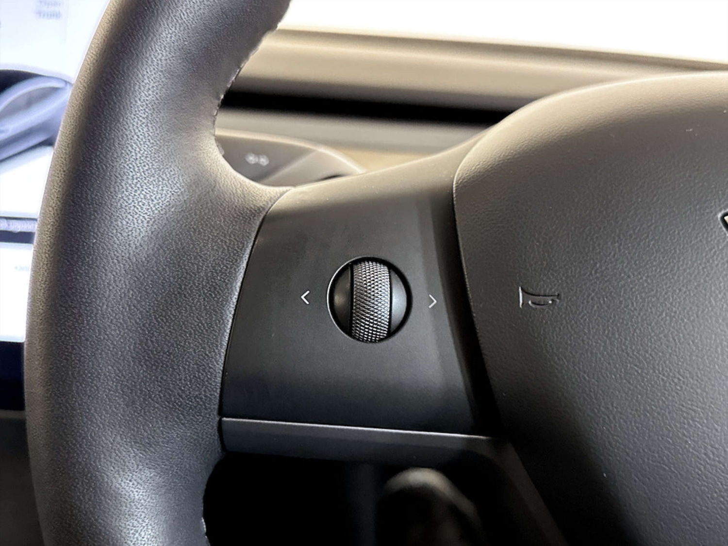 Used Tesla Model 3 2021 for sale - 77301741: Photo 17