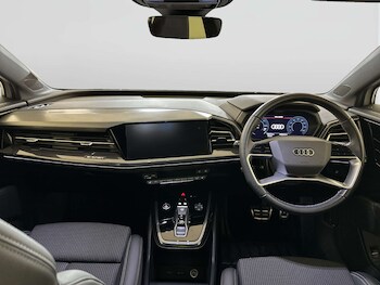 Used Audi Q4 e-tron 2022 for sale - 78328508: Photo