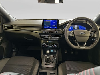 Used Ford Focus 2022 for sale - 78955828: Photo