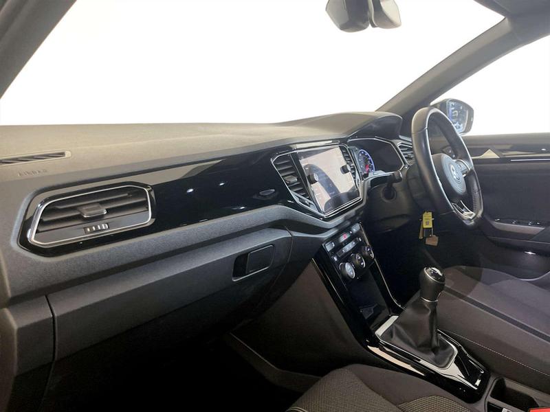 Used Volkswagen T-Roc 2021 for sale - 77138238: Photo 12