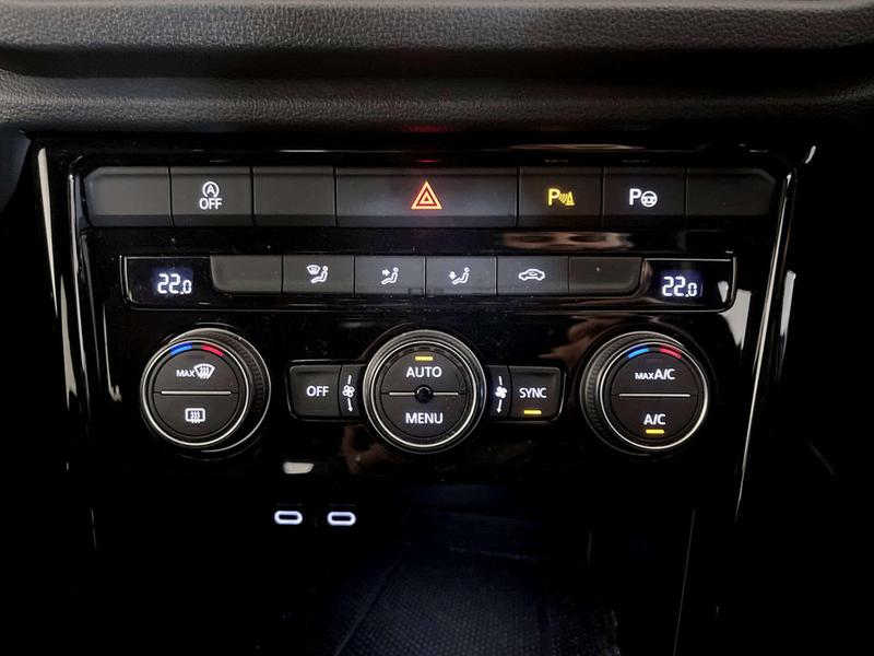 Used Volkswagen T-Roc 2021 for sale - 77138238: Photo 25